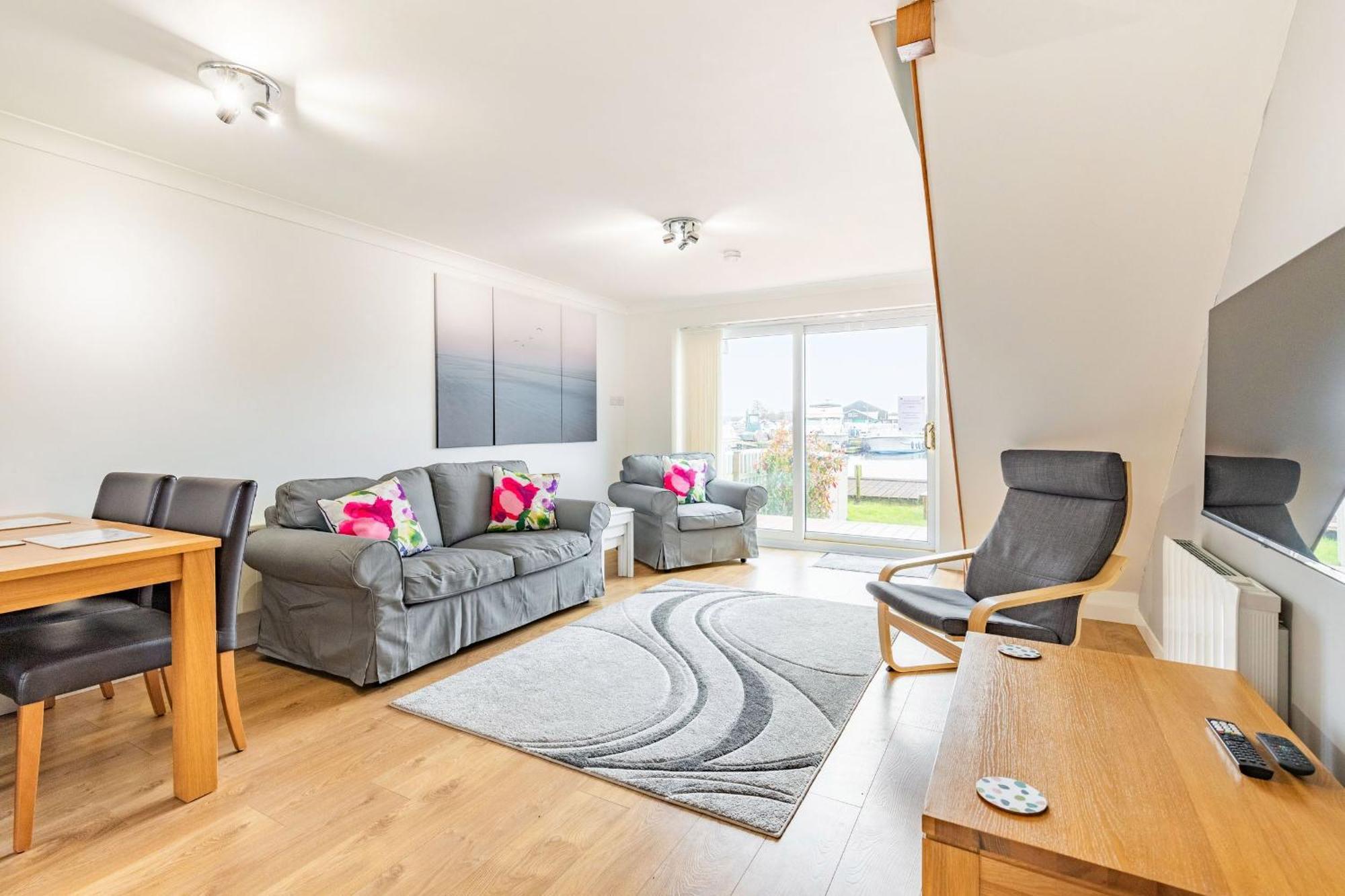 Host & - Kingsmere Holiday home Horning